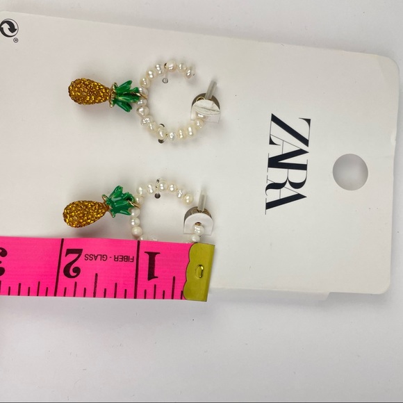 Zara Beaded Pineapple Earrings 🍍 - Picture 3 of 3
